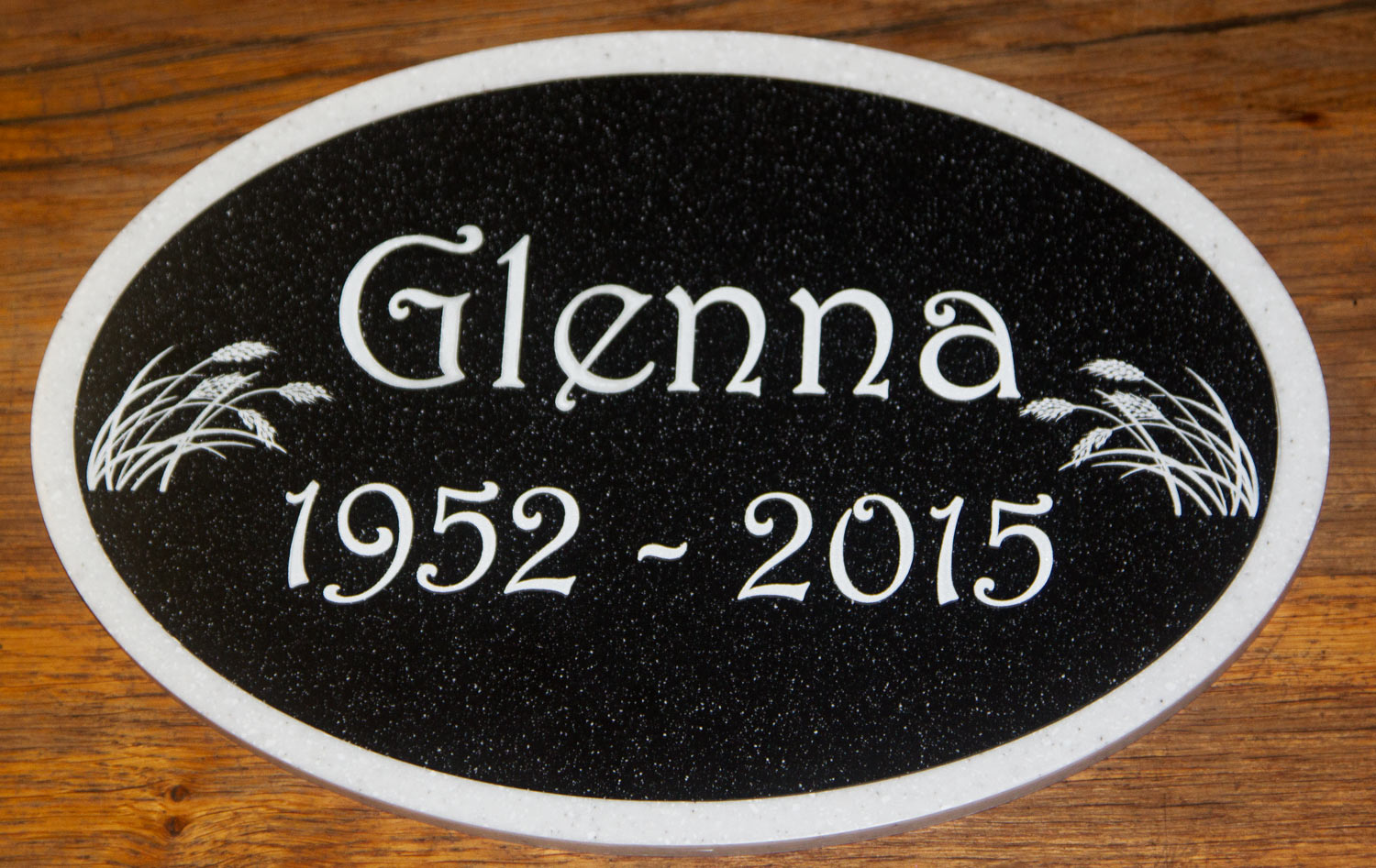 Two tone oval sign