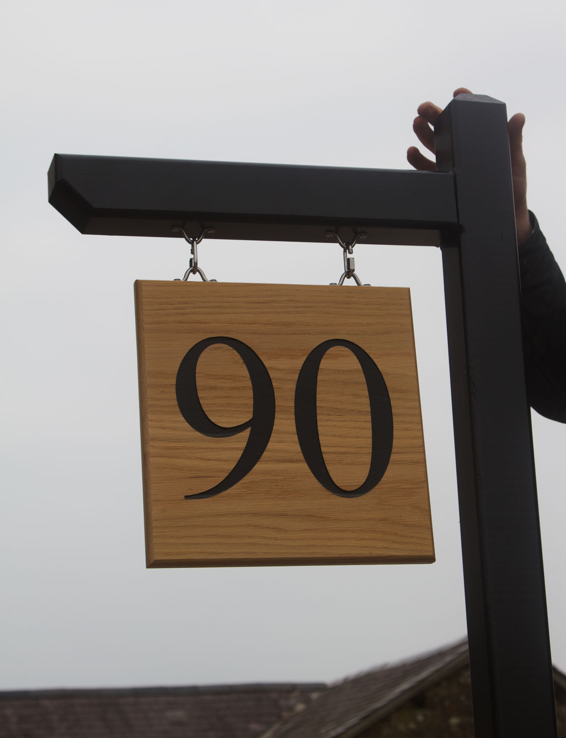 hanging-house-number