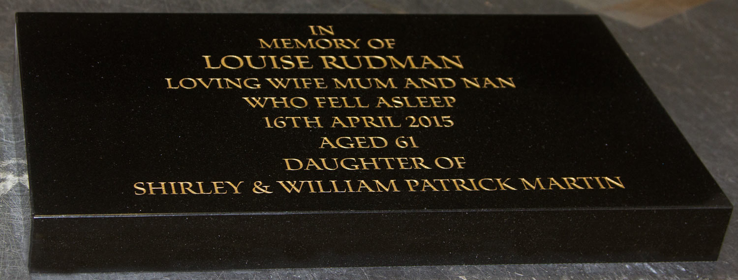 black-granite-wedge