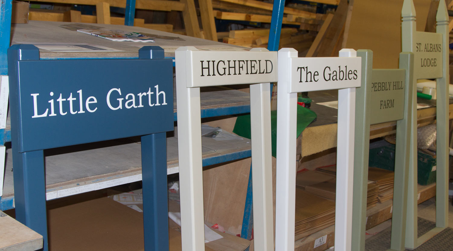 painted-entrance-signs